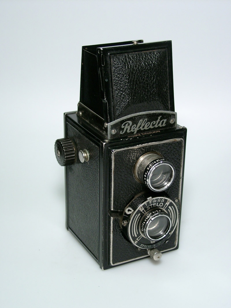 Rollfilmkamera &quot;Reflecta 1930&quot; (Industrie- und Filmmuseum Wolfen CC BY-NC-SA)