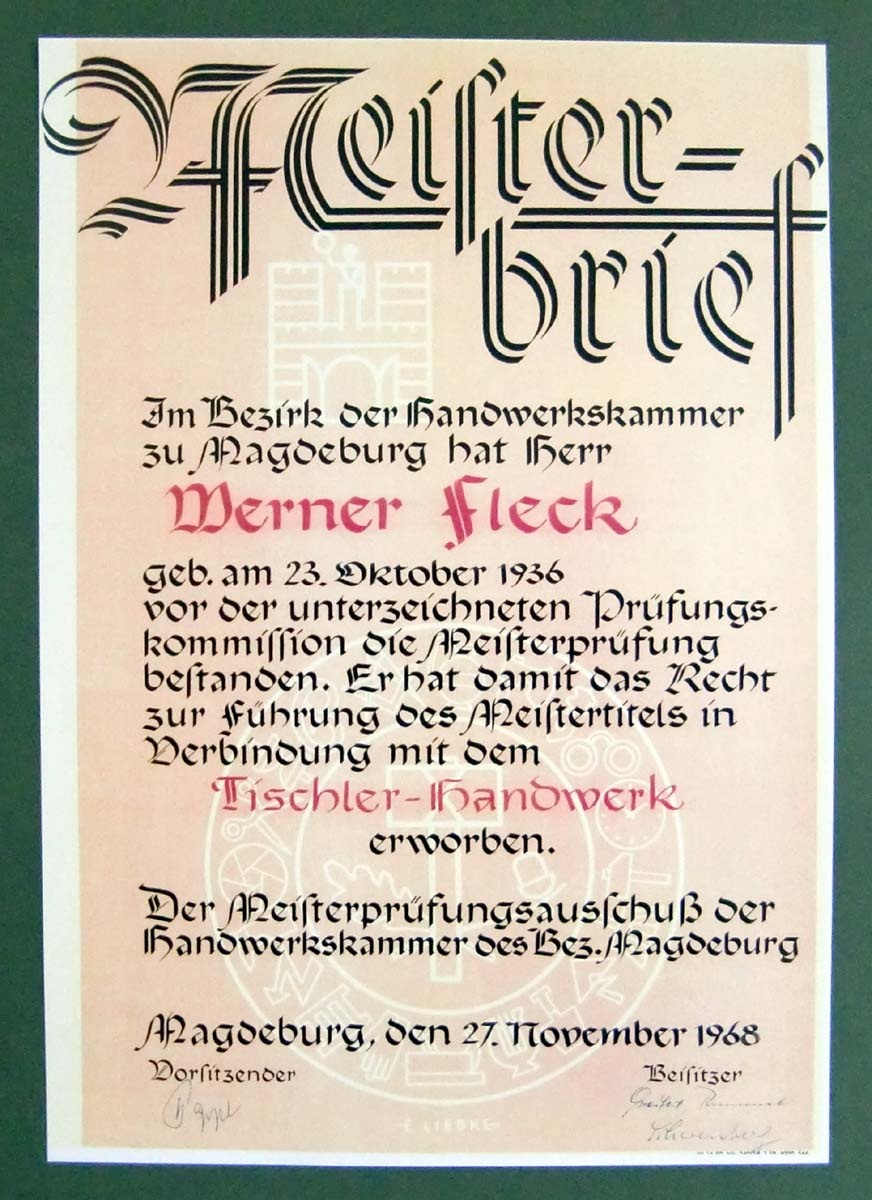 Meisterbrief des Tischlermeisters Werner Fleck (Herbergsmuseum / Historische Gesellenherberge Blankenburg CC BY-NC-SA)