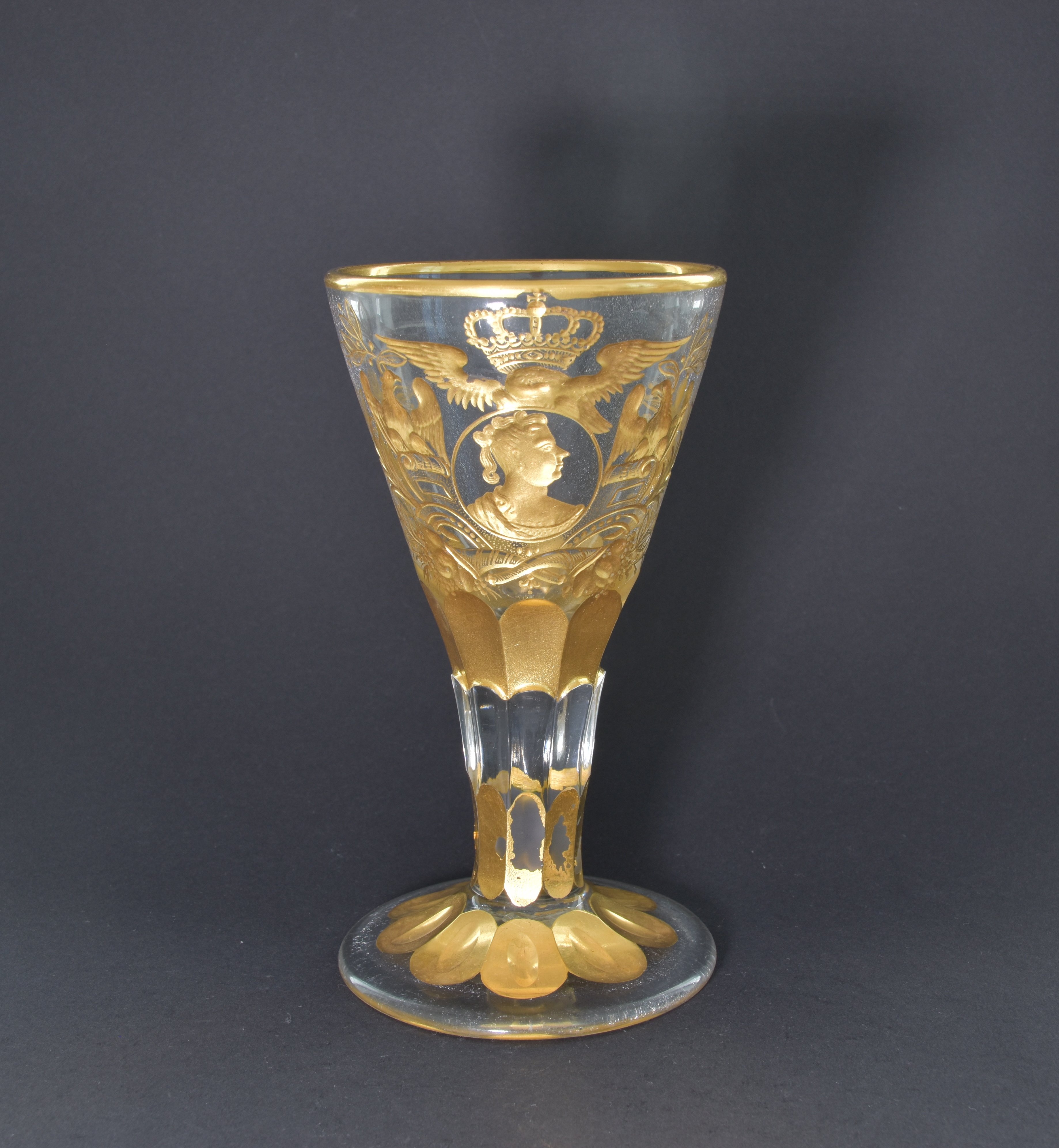 Vergoldeter Trichterpokal auf Königin Sophie Dorothea von Preußen (Kunstgewerbemuseum, Staatliche Museen zu Berlin CC BY-NC-SA)