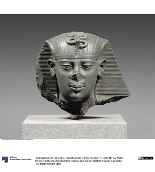 http://www.smb-digital.de/eMuseumPlus?service=ImageAsset&module=collection&objectId=606555&resolution=superImageResolution#252728 (Ägyptisches Museum und Papyrussammlung, Staatliche Museen zu Berlin CC BY-NC-SA)
