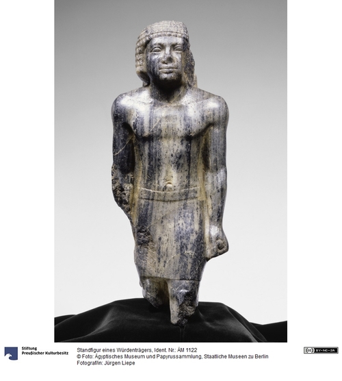 http://www.smb-digital.de/eMuseumPlus?service=ImageAsset&module=collection&objectId=606401&resolution=superImageResolution#571177 (Ägyptisches Museum und Papyrussammlung, Staatliche Museen zu Berlin CC BY-NC-SA)