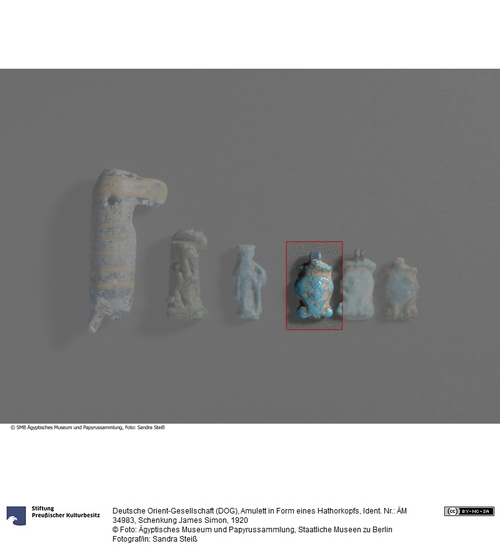 http://www.smb-digital.de/eMuseumPlus?service=ImageAsset&module=collection&objectId=776696&resolution=superImageResolution#4231519 (Ägyptisches Museum und Papyrussammlung, Staatliche Museen zu Berlin CC BY-NC-SA)
