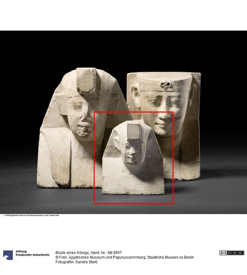 http://www.smb-digital.de/eMuseumPlus?service=ImageAsset&module=collection&objectId=601492&resolution=superImageResolution#2526755 (Ägyptisches Museum und Papyrussammlung, Staatliche Museen zu Berlin CC BY-NC-SA)