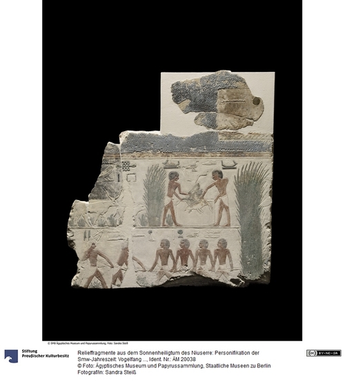 http://www.smb-digital.de/eMuseumPlus?service=ImageAsset&module=collection&objectId=765366&resolution=superImageResolution#252771 (Ägyptisches Museum und Papyrussammlung, Staatliche Museen zu Berlin CC BY-NC-SA)