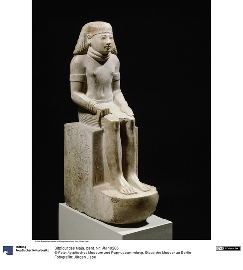 http://www.smb-digital.de/eMuseumPlus?service=ImageAsset&module=collection&objectId=606178&resolution=superImageResolution#250094 (Ägyptisches Museum und Papyrussammlung, Staatliche Museen zu Berlin CC BY-NC-SA)