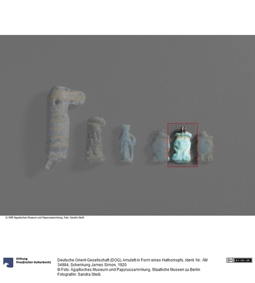 http://www.smb-digital.de/eMuseumPlus?service=ImageAsset&module=collection&objectId=776697&resolution=superImageResolution#4231520 (Ägyptisches Museum und Papyrussammlung, Staatliche Museen zu Berlin CC BY-NC-SA)