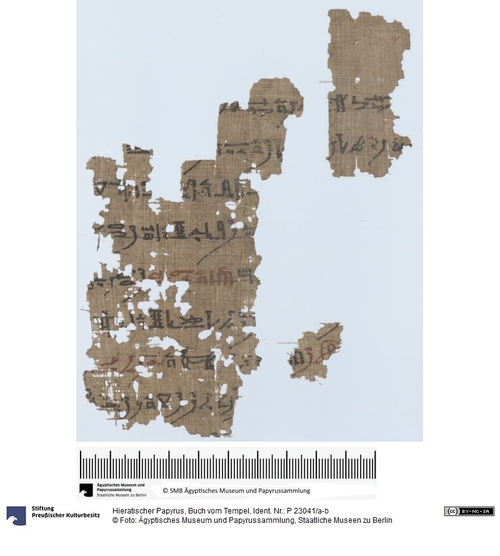 http://www.smb-digital.de/eMuseumPlus?service=ImageAsset&module=collection&objectId=2338117&resolution=superImageResolution#5428474 (Ägyptisches Museum und Papyrussammlung, Staatliche Museen zu Berlin CC BY-NC-SA)