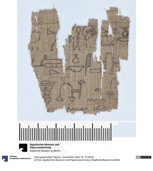 http://www.smb-digital.de/eMuseumPlus?service=ImageAsset&module=collection&objectId=808592&resolution=superImageResolution#5432234 (Ägyptisches Museum und Papyrussammlung, Staatliche Museen zu Berlin CC BY-NC-SA)