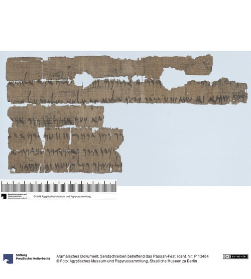 http://www.smb-digital.de/eMuseumPlus?service=ImageAsset&module=collection&objectId=980034&resolution=superImageResolution#1196284 (Ägyptisches Museum und Papyrussammlung, Staatliche Museen zu Berlin CC BY-NC-SA)