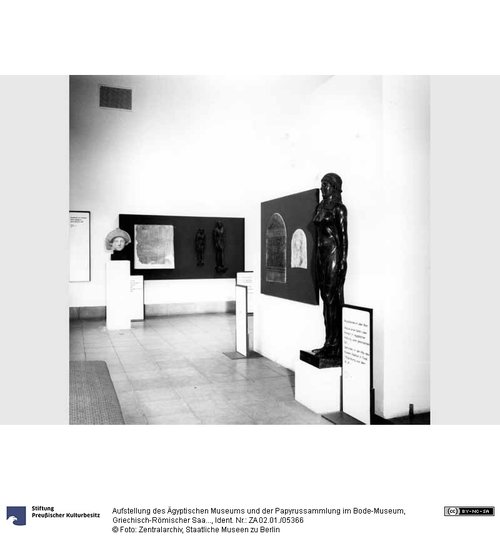 http://www.smb-digital.de/eMuseumPlus?service=ImageAsset&module=collection&objectId=1747062&resolution=superImageResolution#3888779 (Zentralarchiv, Staatliche Museen zu Berlin CC BY-NC-SA)