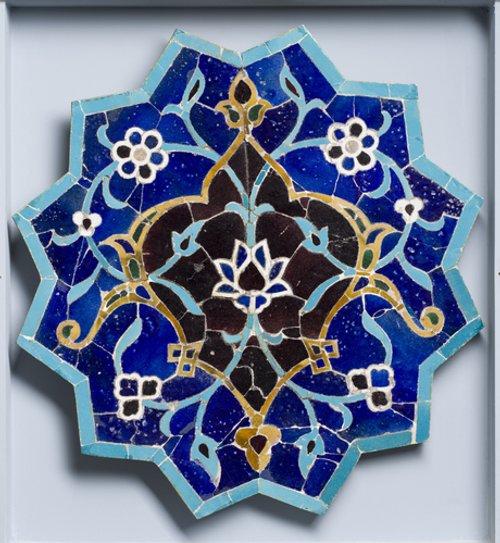 https://id.smb.museum/digital-asset/5160688 (Museum für Islamische Kunst, Staatliche Museen zu Berlin CC BY-NC-SA)