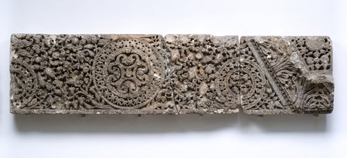 https://id.smb.museum/digital-asset/5165113 (Museum für Islamische Kunst, Staatliche Museen zu Berlin CC BY-NC-SA)