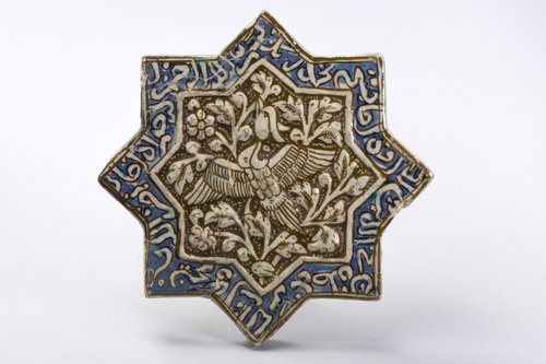https://id.smb.museum/digital-asset/5161587 (Museum für Islamische Kunst, Staatliche Museen zu Berlin CC BY-NC-SA)