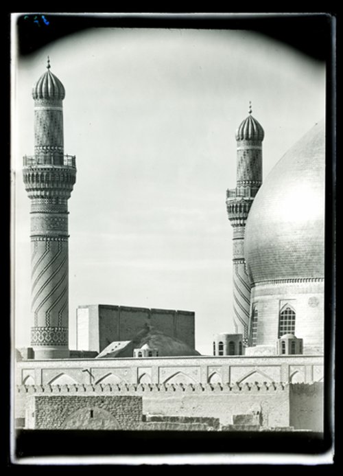 https://id.smb.museum/digital-asset/6119761 (Museum für Islamische Kunst, Staatliche Museen zu Berlin CC BY-NC-SA)