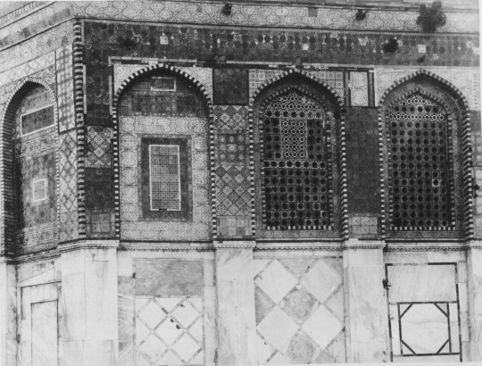 Mosaiques, détails extérieurs de la mosquée d’Omar (Friedrich-Schiller-Universität: Orientalische Sammlungen und Papyri CC BY-NC-SA)