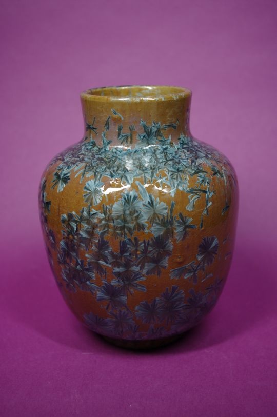 Walter Gebauer, Vase (Keramik-Museum Bürgel und Museumsverband Thüringen e.V. CC BY-NC-SA)