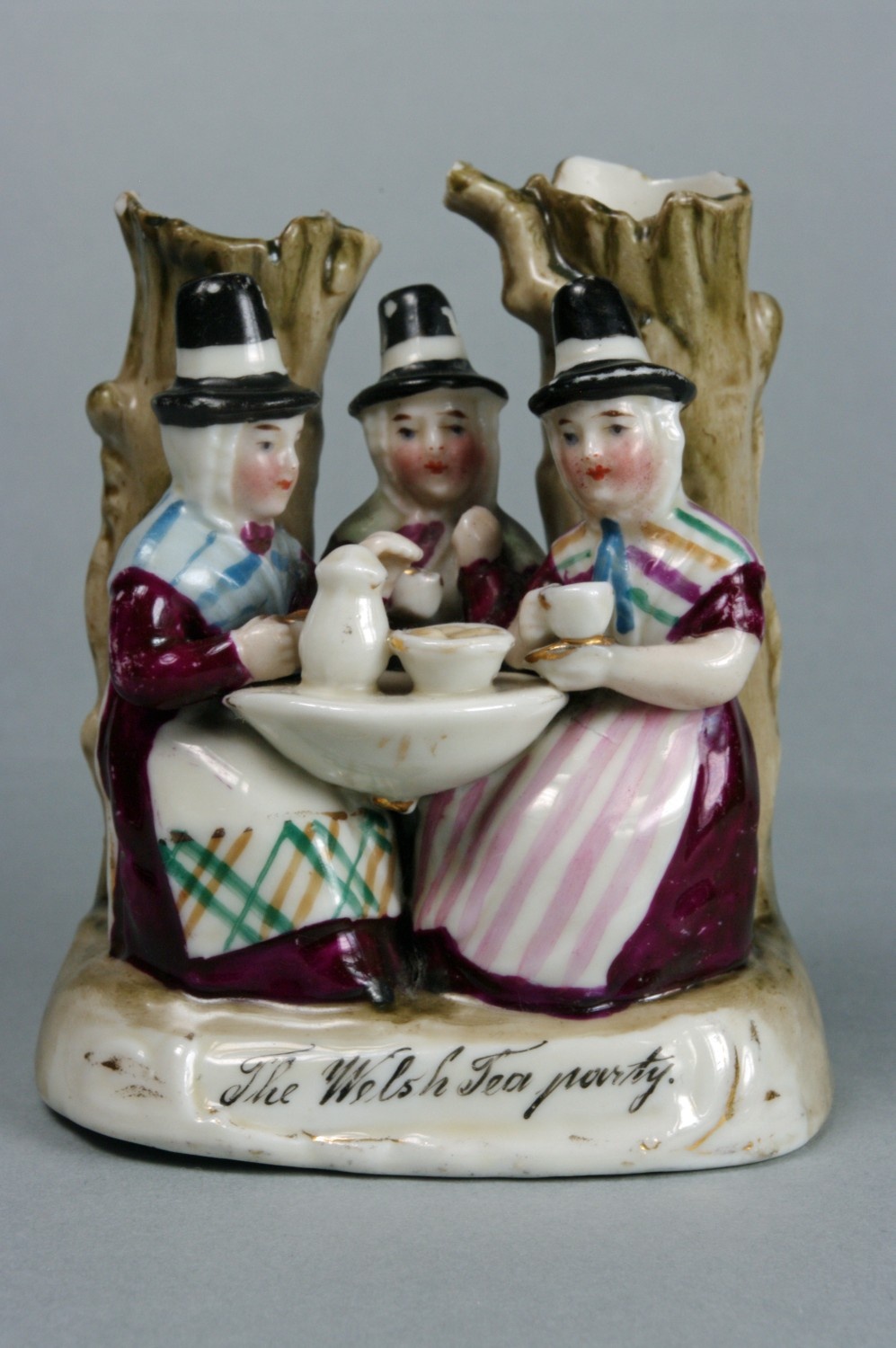 Figurengruppe Teaparty (Stadtmuseum Pößneck CC BY-NC-SA)