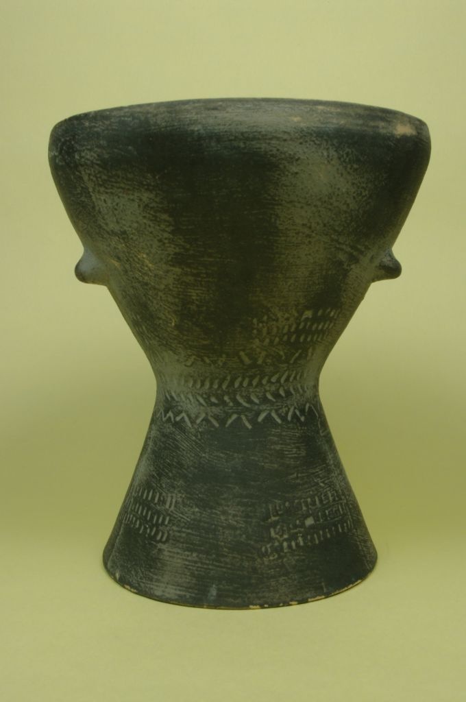prähistorische Trommel, Nachbildung [Eberstein/Eichhorn 6202] (Keramik-Museum Bürgel CC BY-NC-SA)
