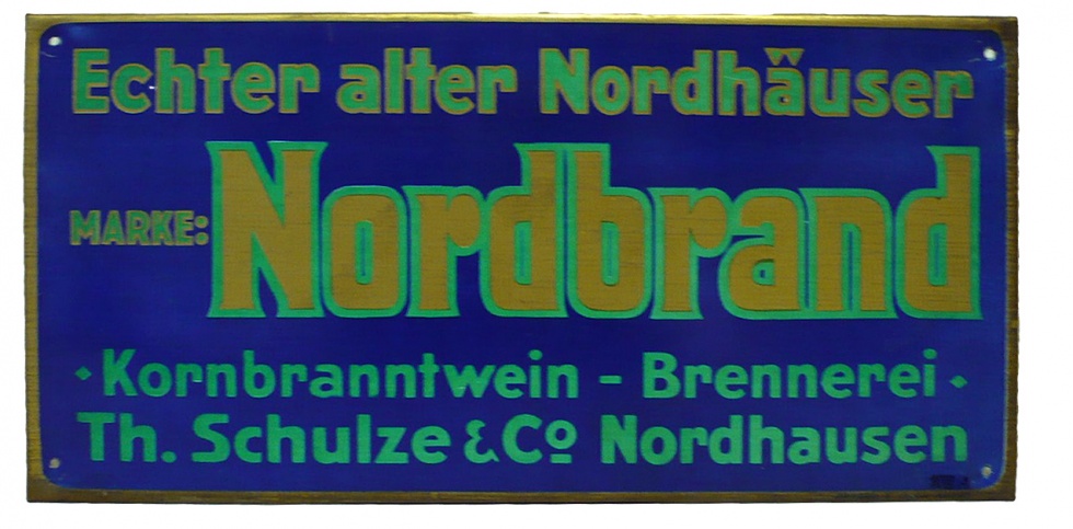 Reklameschild &quot;Nordbrand&quot; der Firma Th. Schulze & Co. (Echter Nordhäuser Traditionsbrennerei CC BY-NC-SA)