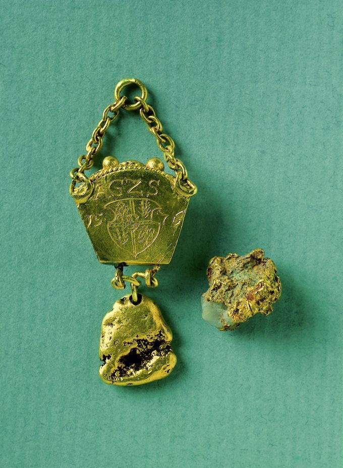 Schwarzagold (Goldkörbchen, als Kollier bearbeitet; Goldstufe) (Thüringer Landesmuseum Heidecksburg CC BY-NC-SA)