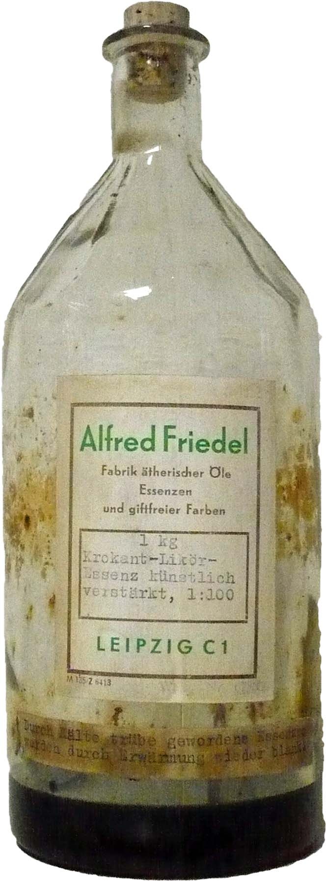Standflasche für die Aufbewahrung von Essenzen (Echter Nordhäuser Traditionsbrennerei CC BY-NC-SA)