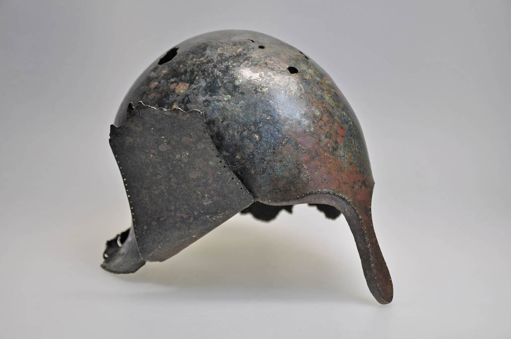 Helm, korinthisch (Friedrich-Schiller-Universität: Archäologische Sammlungen CC BY-NC-SA)