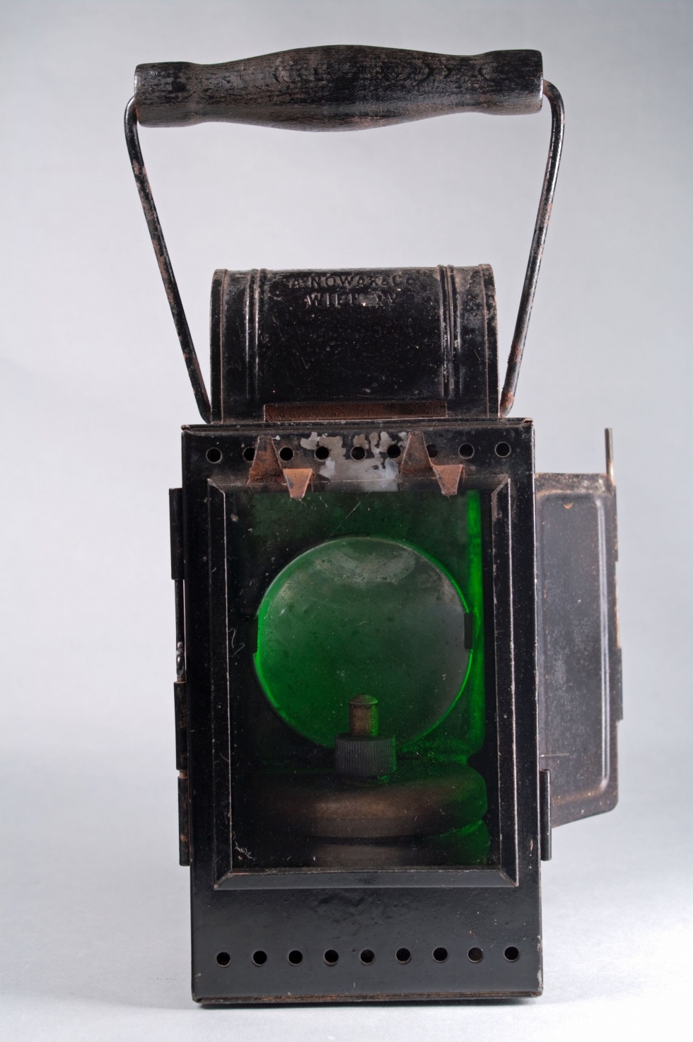 Signalhandlampe (Werratalmuseum Gerstungen CC BY-NC-SA)