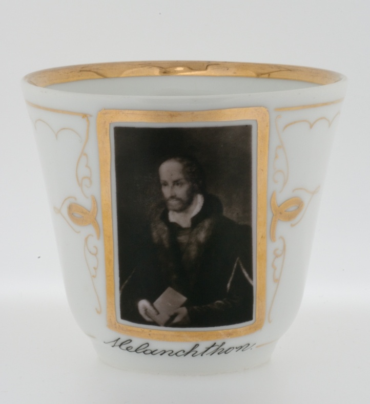Tasse mit Melanchthon-Porträt (Städtische Museen Jena, Stadtmuseum CC BY-NC-SA)