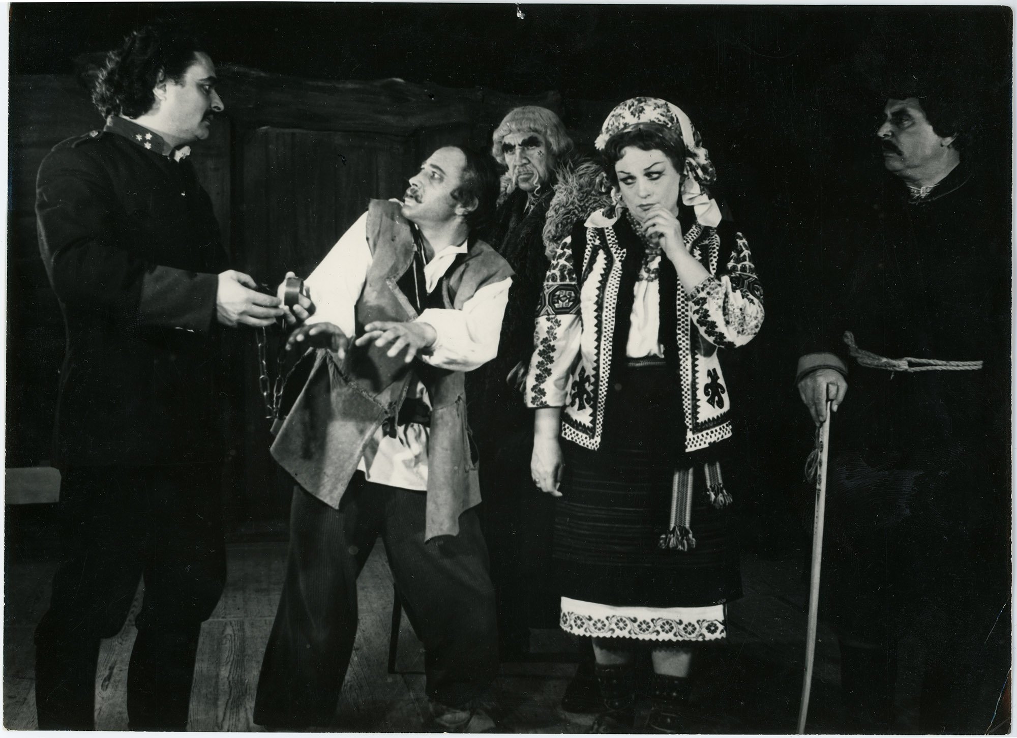 Сцена з вистави "Украдене щастя". Рівне, 1976 (Дім Франка / Franko House CC BY-NC-SA)
