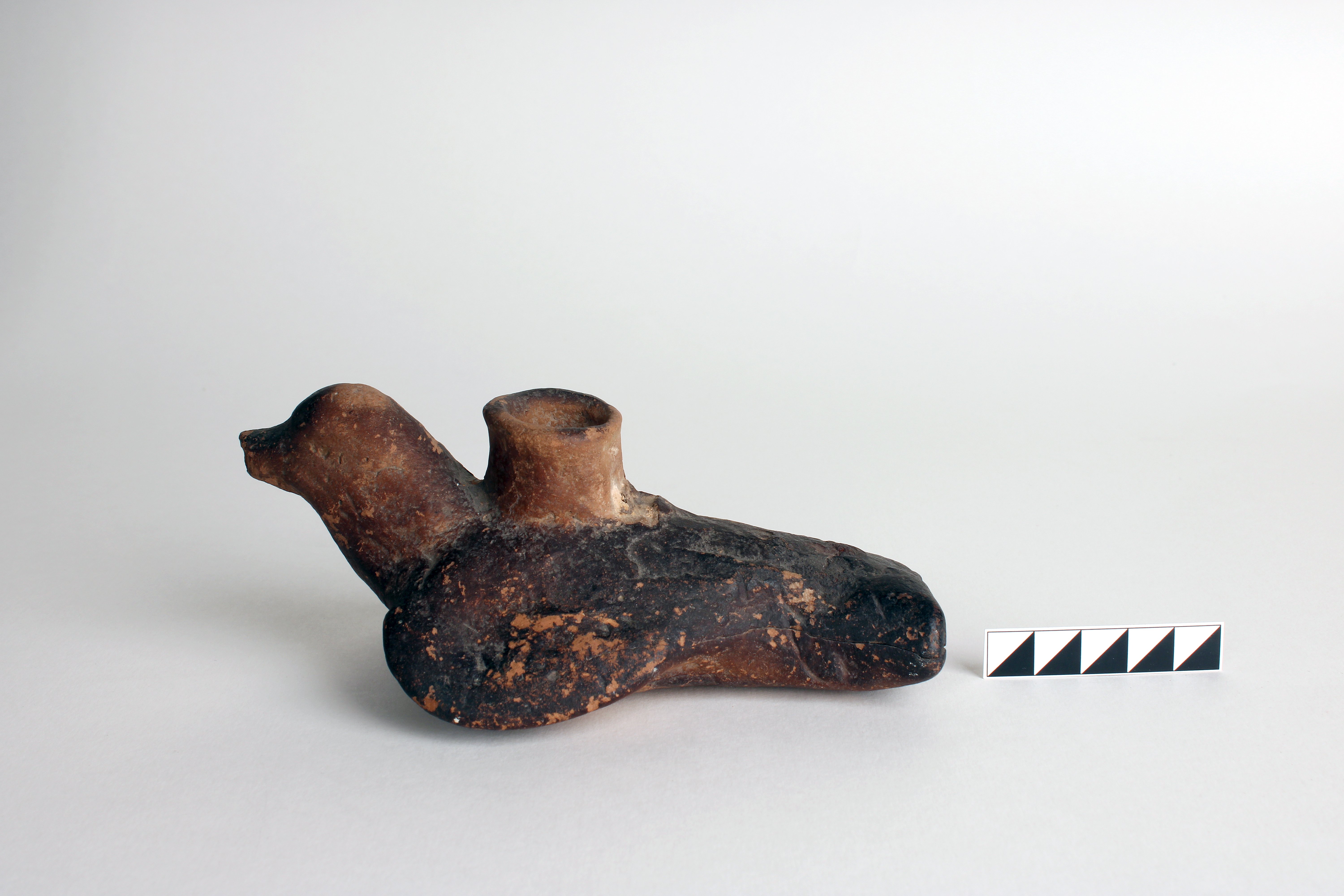 Гуттус у вигляді птаха. І ст. н.е. Горгіппія. (Сумський обласний краєзнавчий музей CC BY-NC-SA)