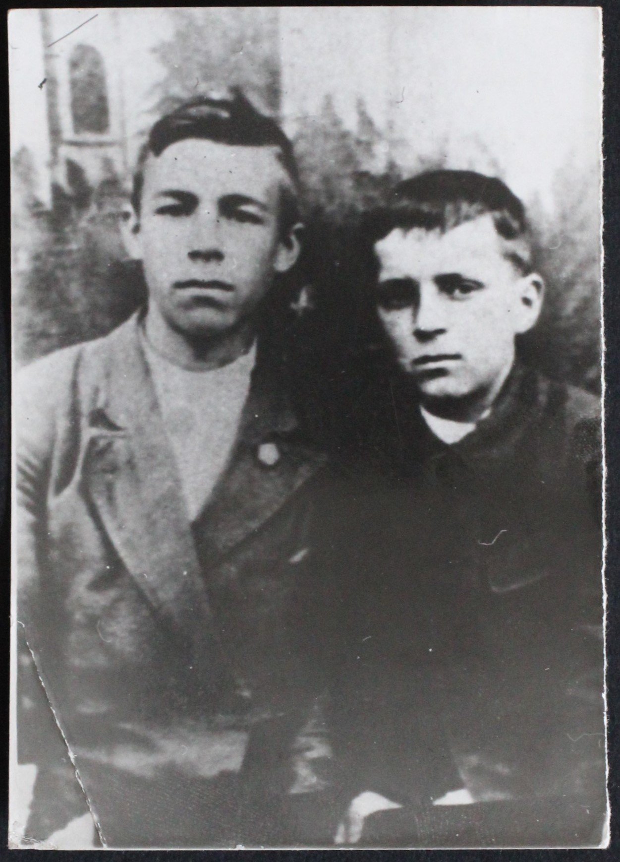 Б. С. Варава з братом (Кременецький краєзнавчий музей CC BY-NC-SA)