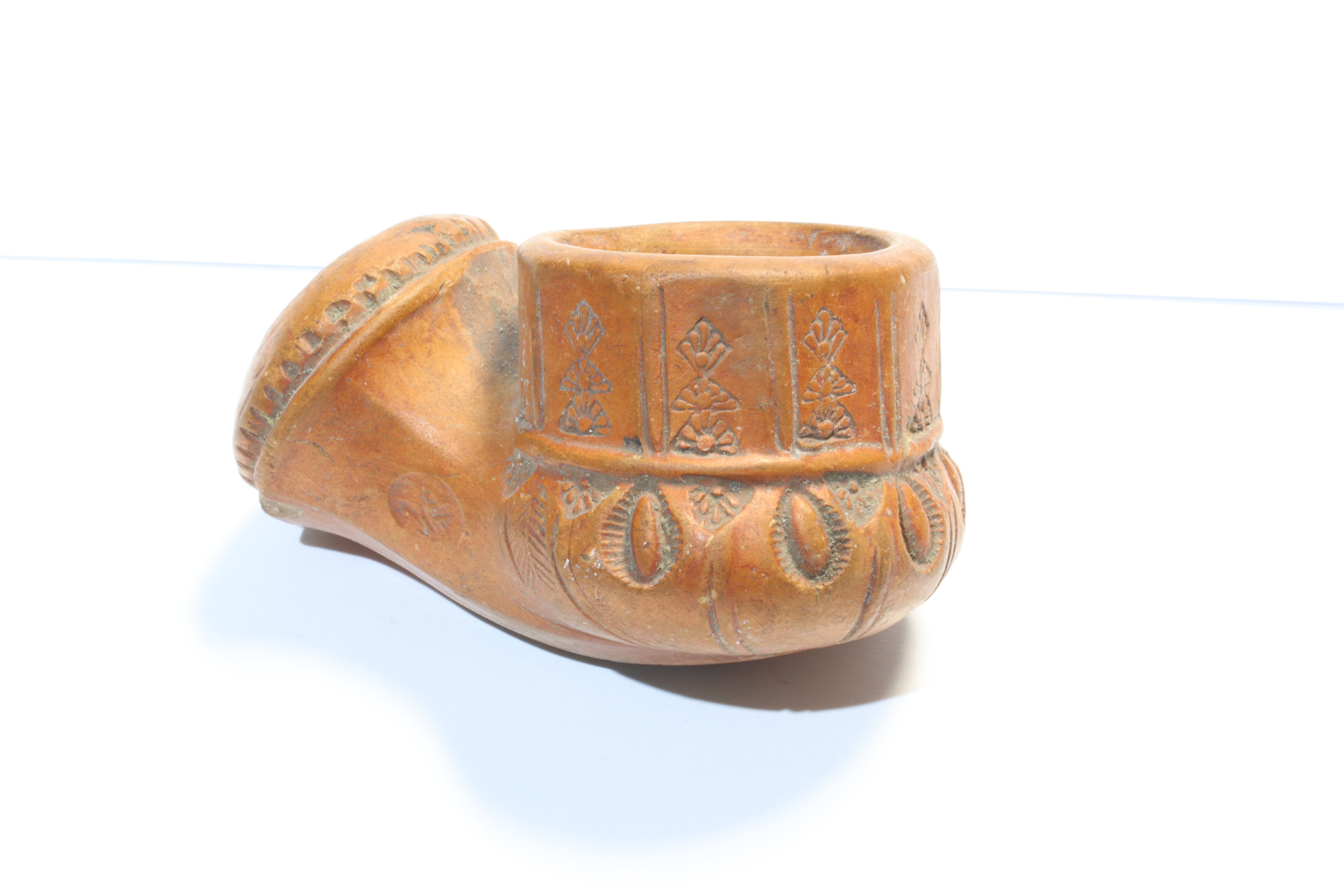 Люлька глиняна (Кременецький краєзнавчий музей CC BY-NC-SA)