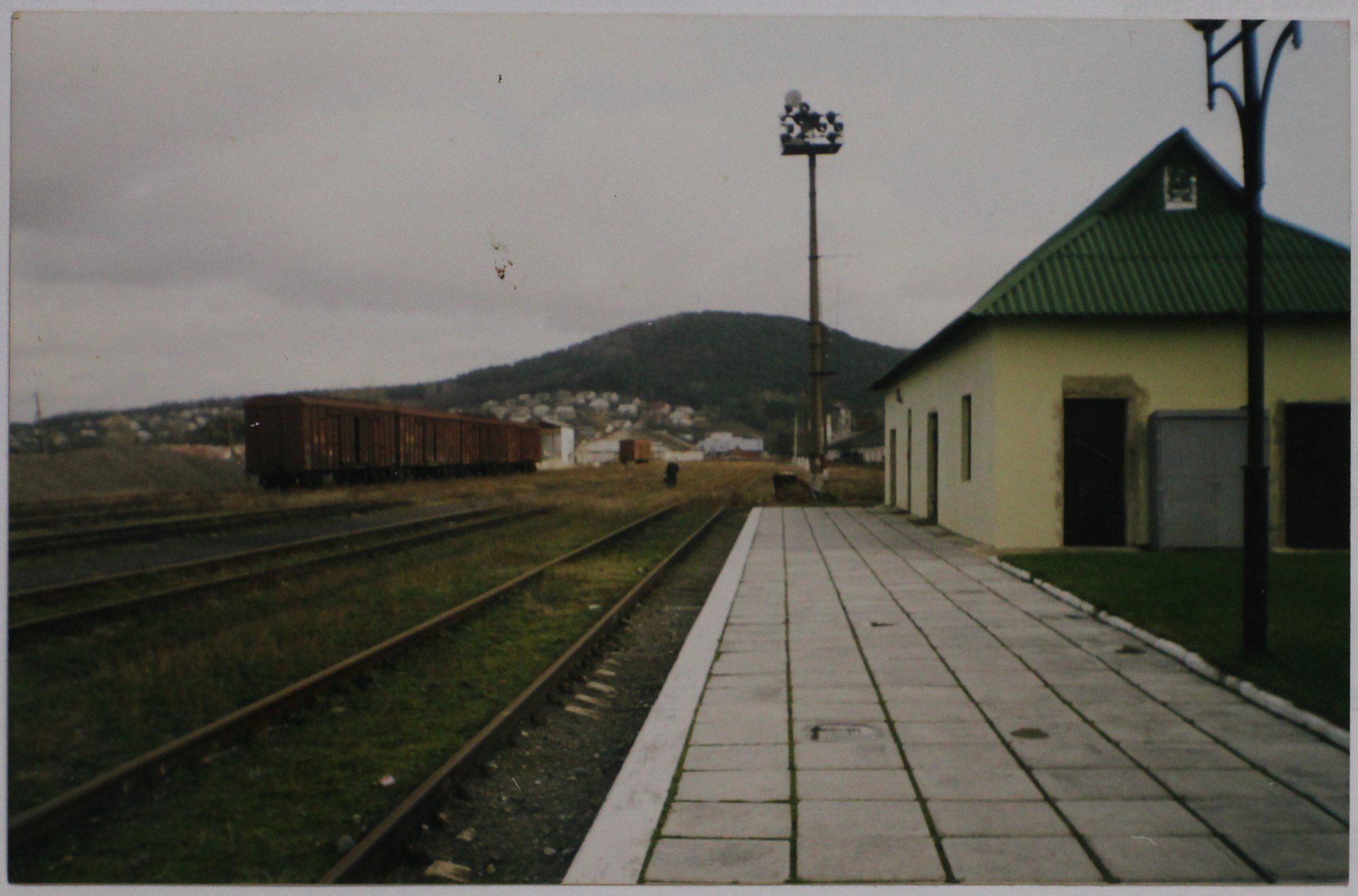 Залізничний вокзал м. Кременець (екземпляр № 3) (Кременецький краєзнавчий музей CC BY-NC-SA)