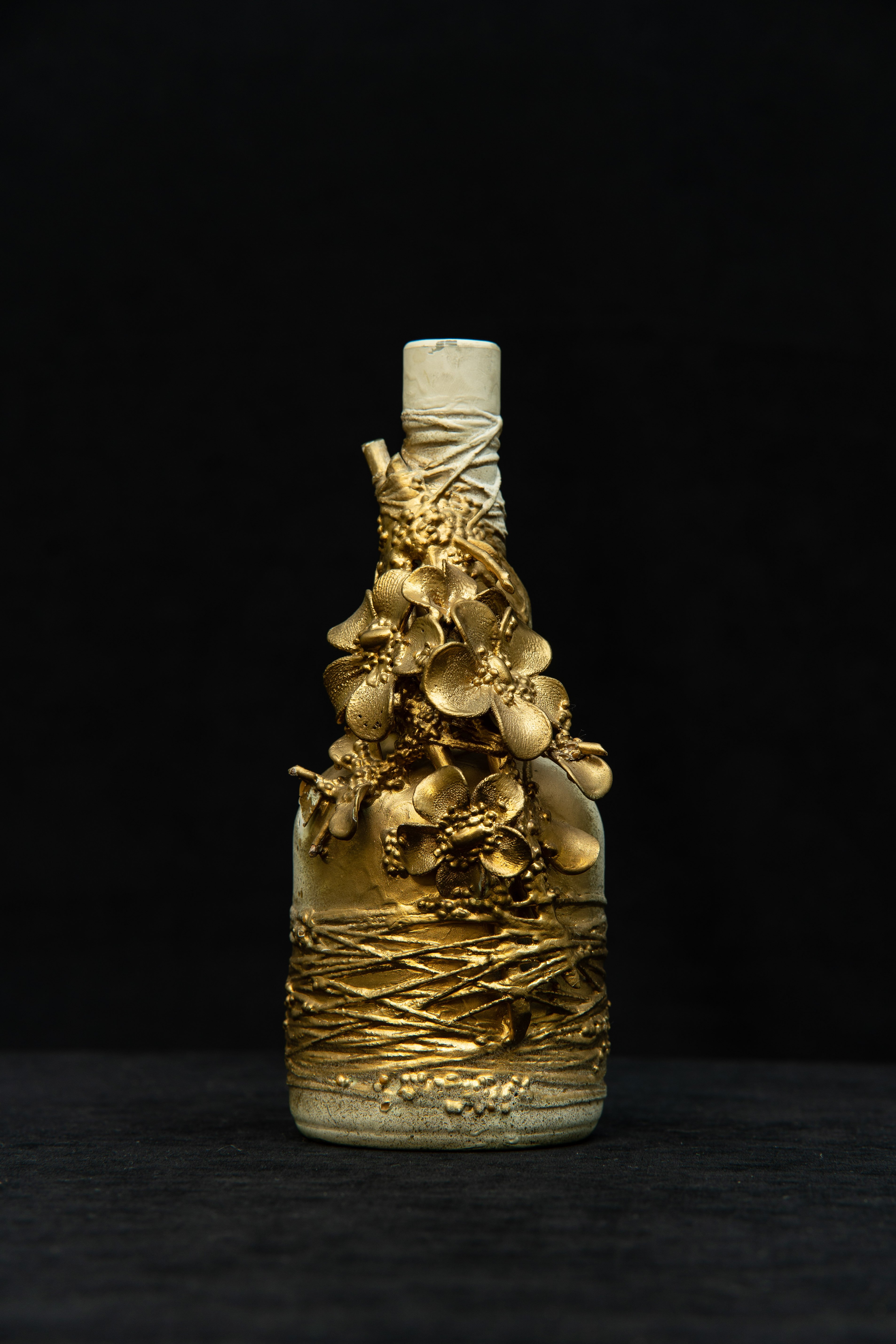 Пляшка декоративна "Квіткова ідилія" (Ківерцівський краєзнавчий музей CC BY-NC-SA)