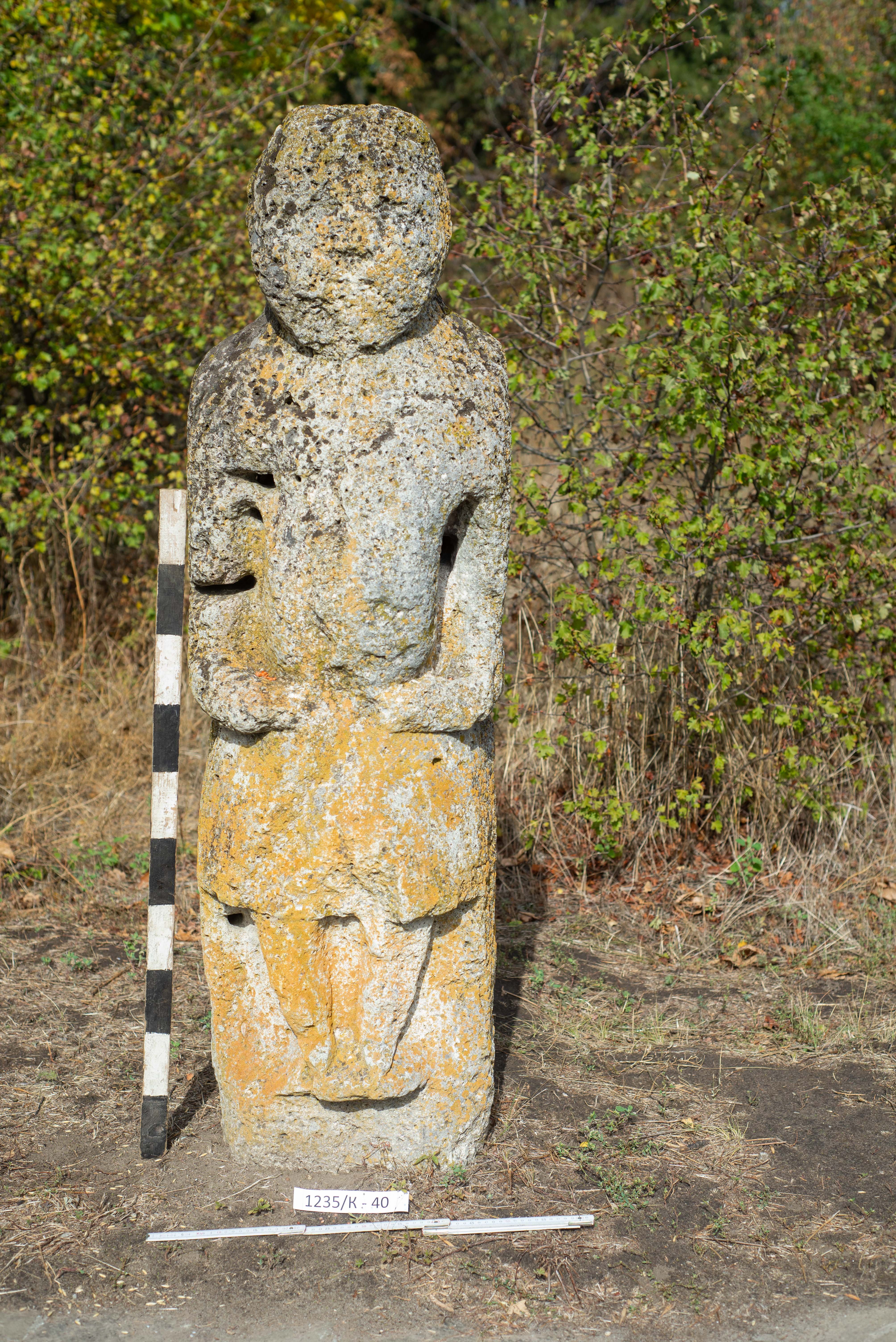 Скульптура половецька чоловіча, стояча. ХІ-ХІІ ст. (Національний заповідник "Хортиця" CC BY-NC-SA)