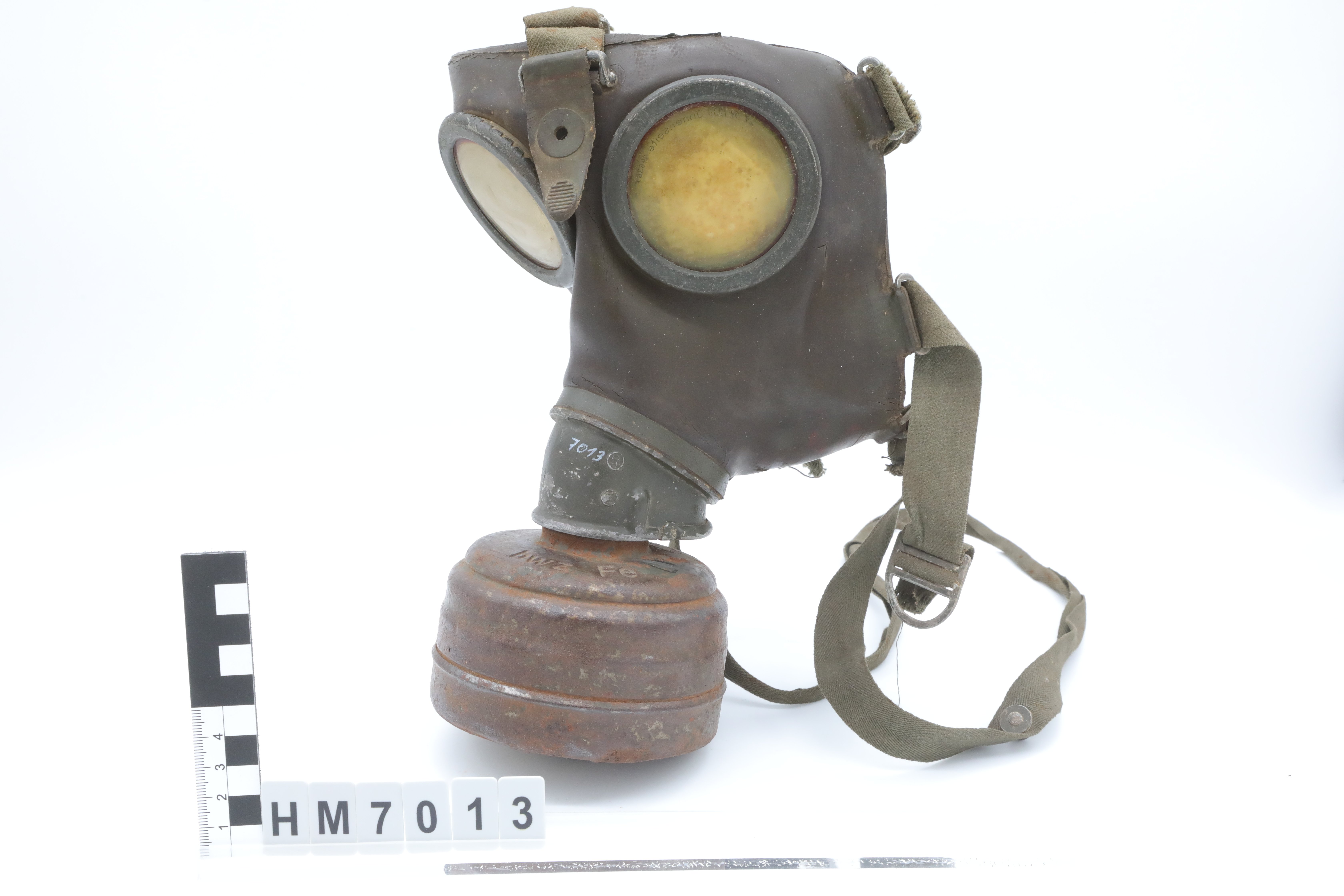 Gasmaske aus dem Zweiten Weltkrieg (kult Westmünsterland CC BY-NC-SA)