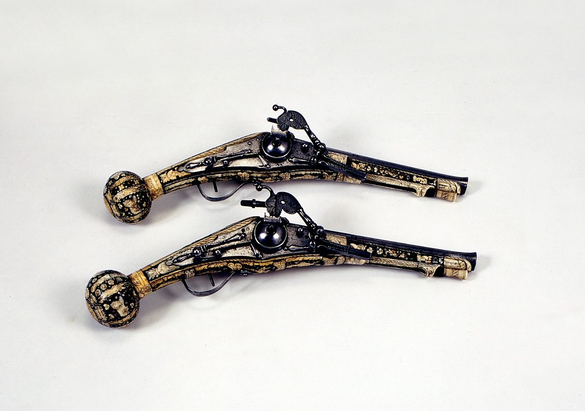Pistolenpaar (Museen Burg Altena CC BY-NC-SA)