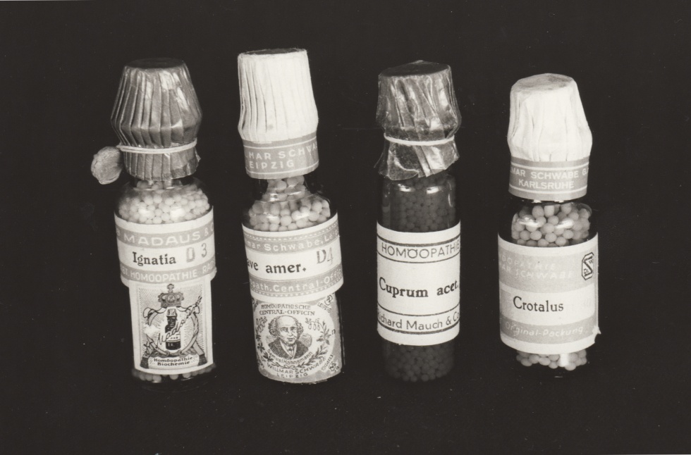 Flasche für homöopatisches Arzneimittel (Medizin- und Apothekenmuseum Rhede CC BY-NC-SA)