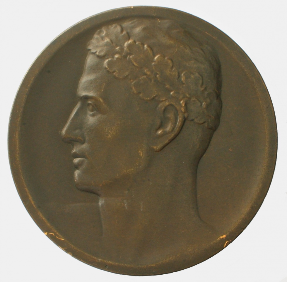 Medaille Eichenlaubumkränzter Männerkopf (Museen der Stadt Lüdenscheid CC BY-NC-SA)