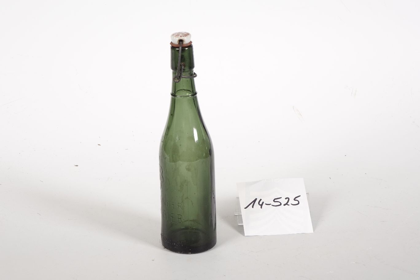 Bierflasche "Dortmunder Union Bier" (Hamaland-Museum Kreismuseum Borken CC BY-NC-SA)