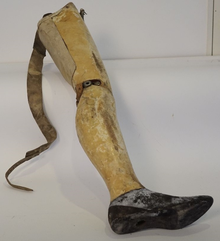 Beinprothese aus Holz (Hamaland-Museum Kreismuseum Borken CC BY-NC-SA)