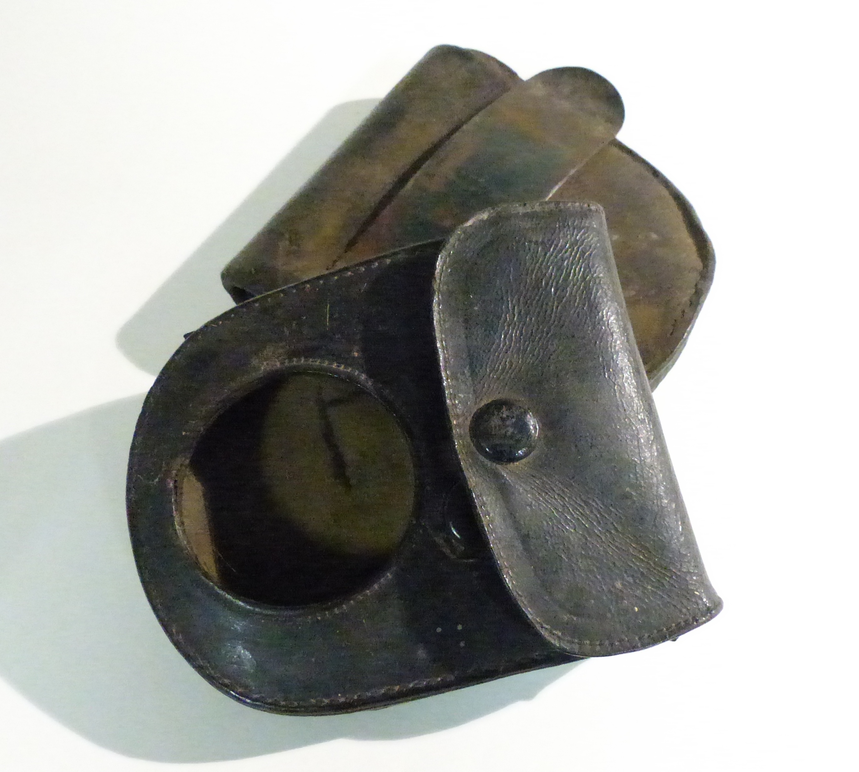 Kompasstaschen für Offiziere und Kanoniere der Artillerie (Westfälisches Pferdemuseum CC BY-NC-SA)