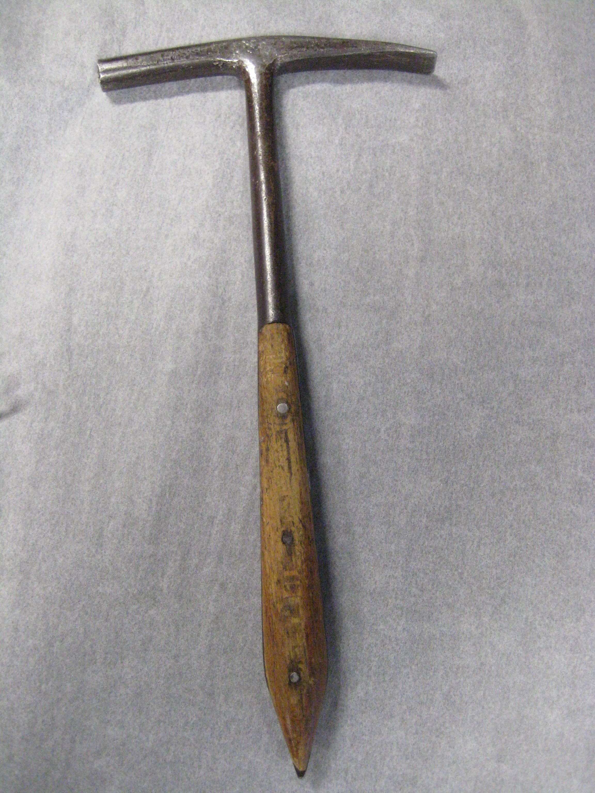 Sattlerhammer (Westfälisches Pferdemuseum CC BY-NC-SA)