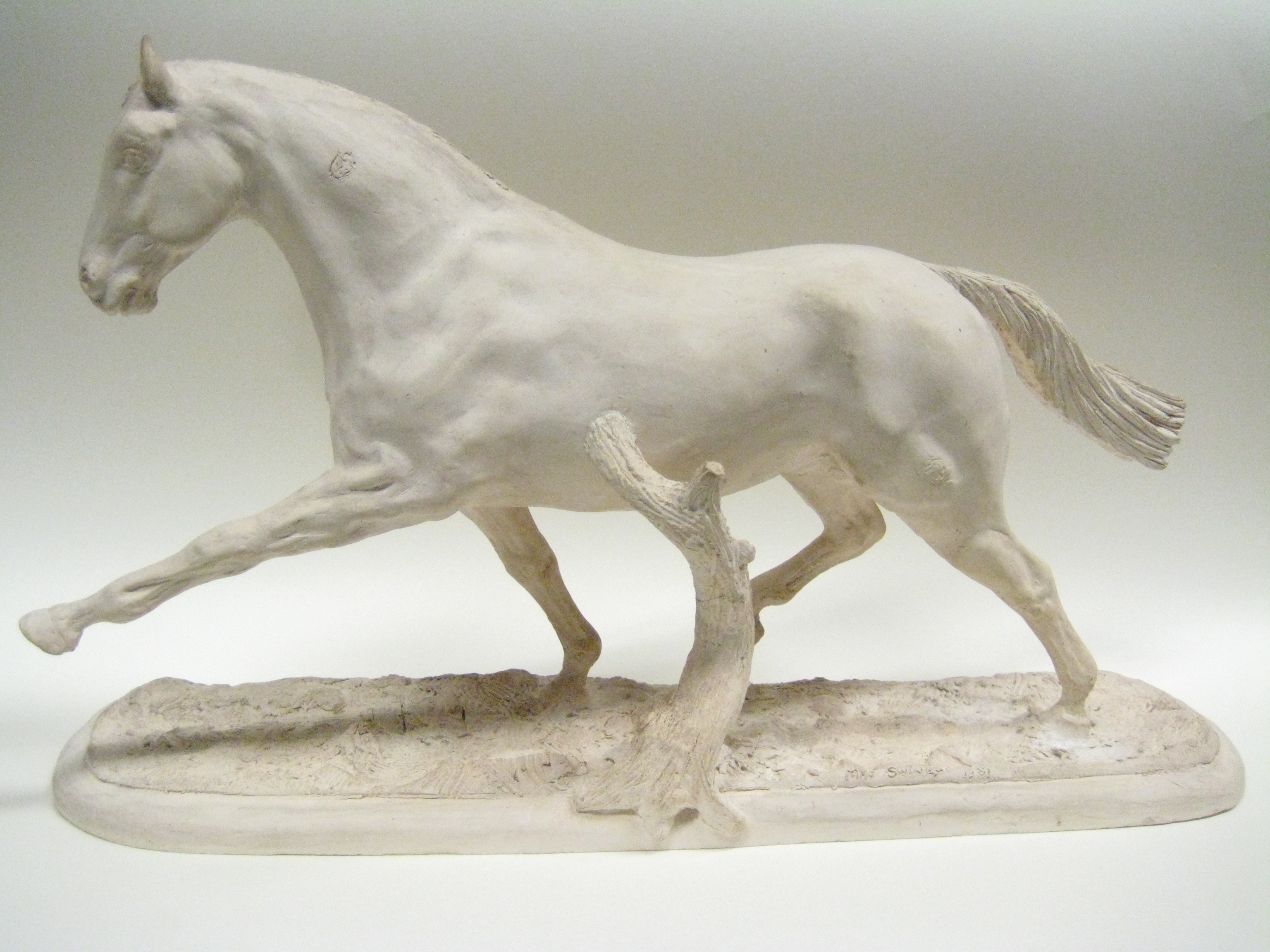 Gipsskulptur: Pferd "Romadour II" (Westfälisches Pferdemuseum CC BY-NC-SA)