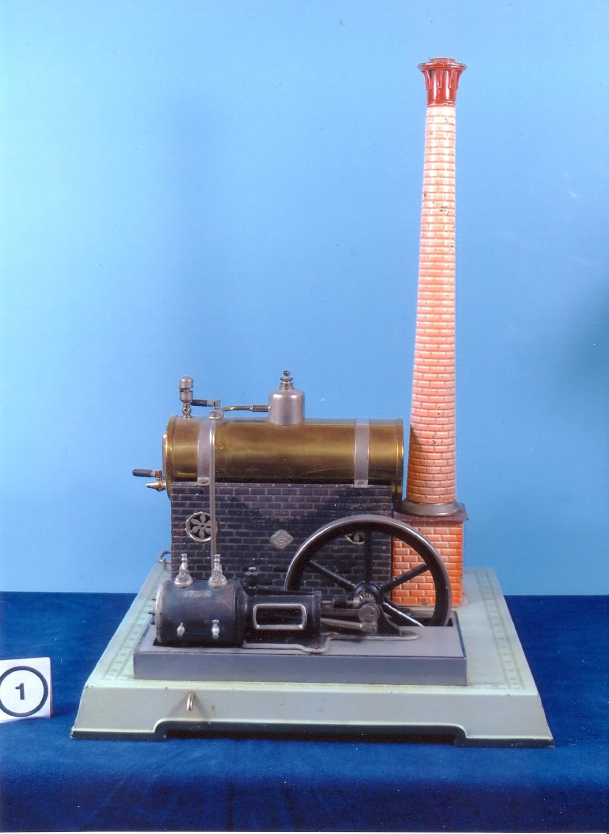 Modell einer liegenden Dampfmaschine (DampfLandLeute - Museum Eslohe CC BY-NC-SA)