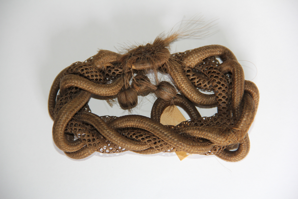 Armband aus geflochtenem Haar (Stadtmuseum Lippstadt RR-F)