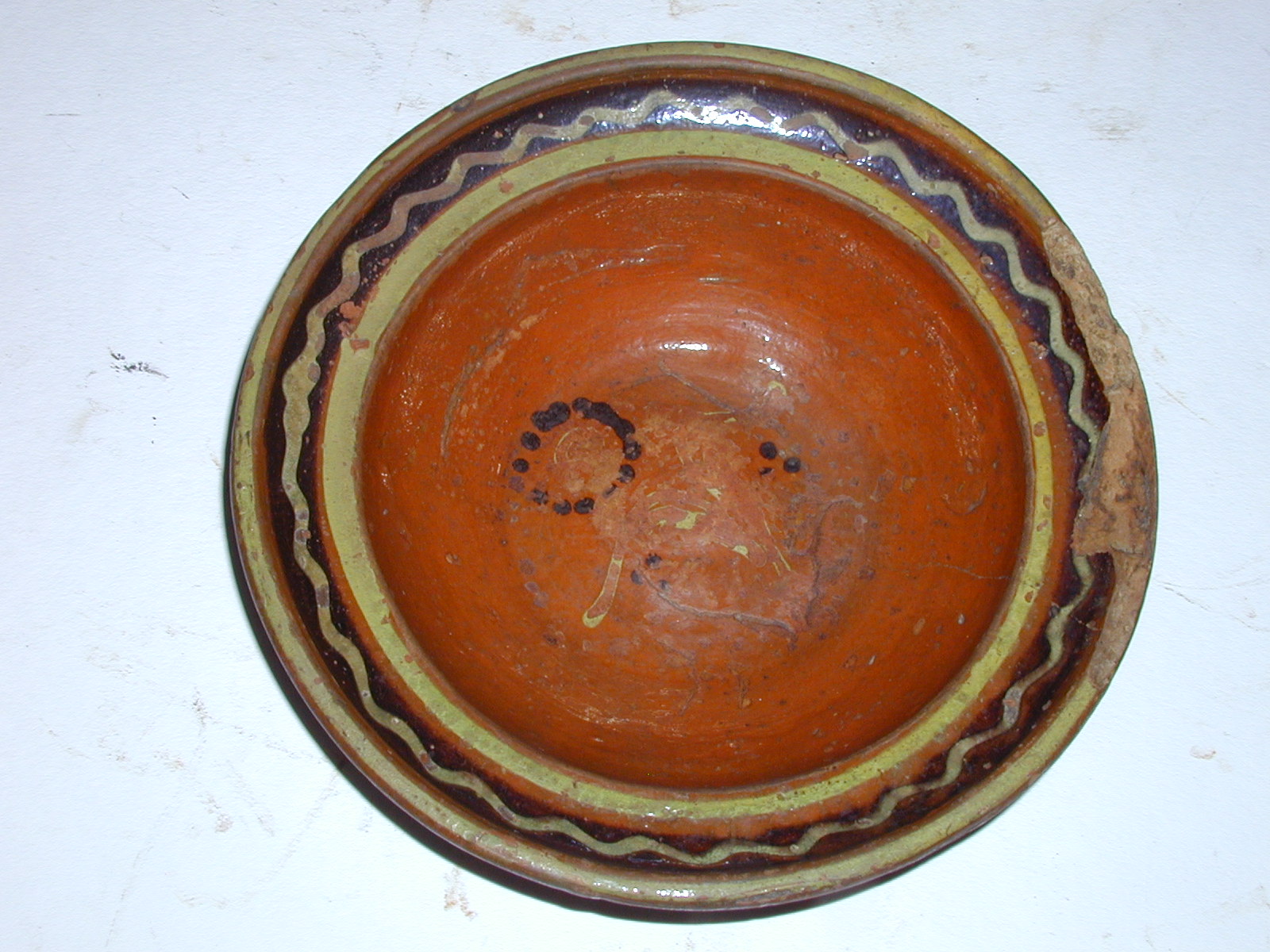 Keramikschüssel (Stadtmuseum Lippstadt RR-F)