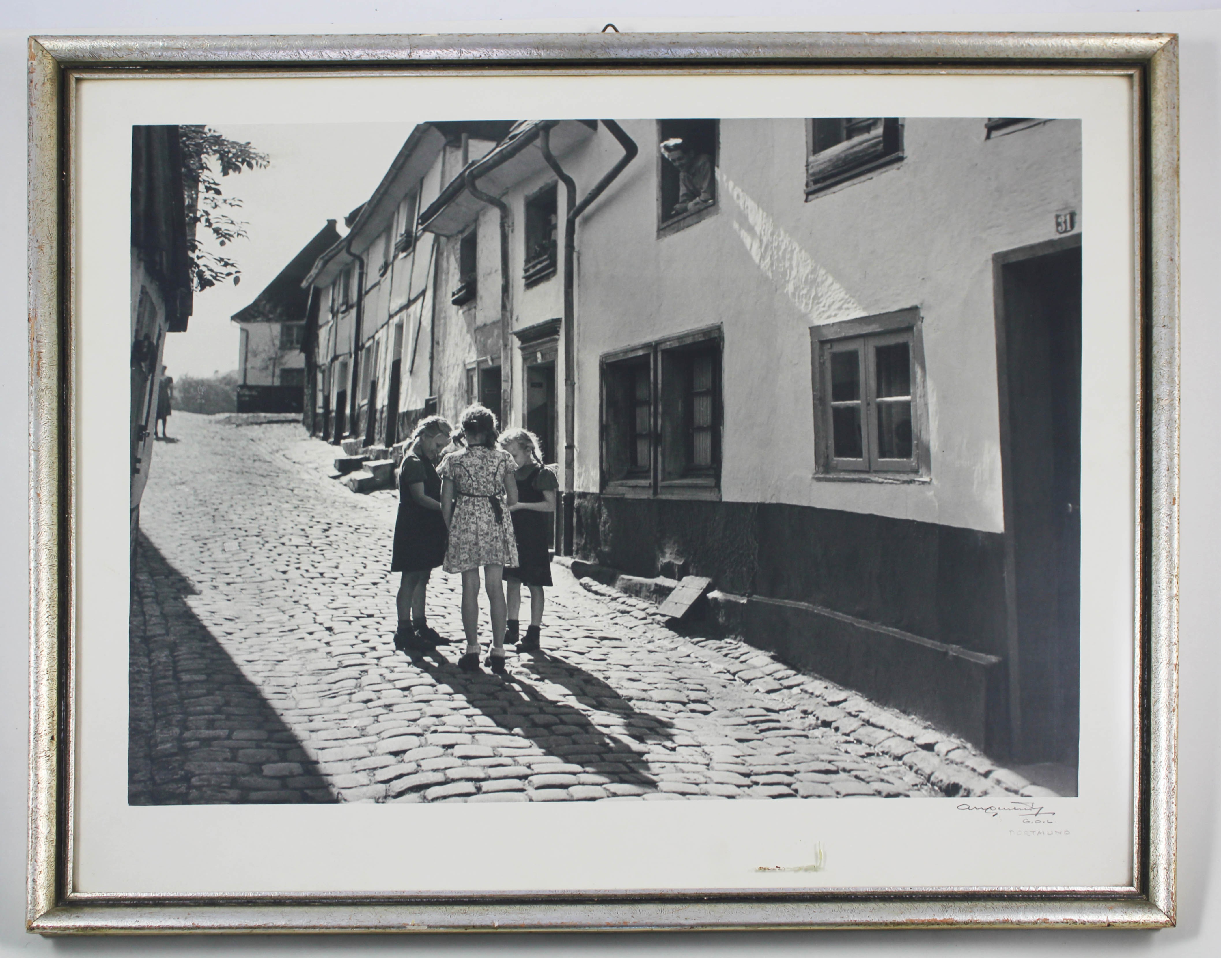 Fotografie einer Straßenszene in Unna (Hellweg-Museum Unna CC BY-NC-SA)
