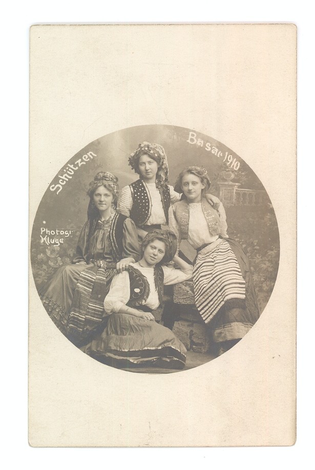 Gruppenfoto & Fotografie der Damen vom Schütznbasar 1910 (Hellweg-Museum Unna CC BY-NC-SA)