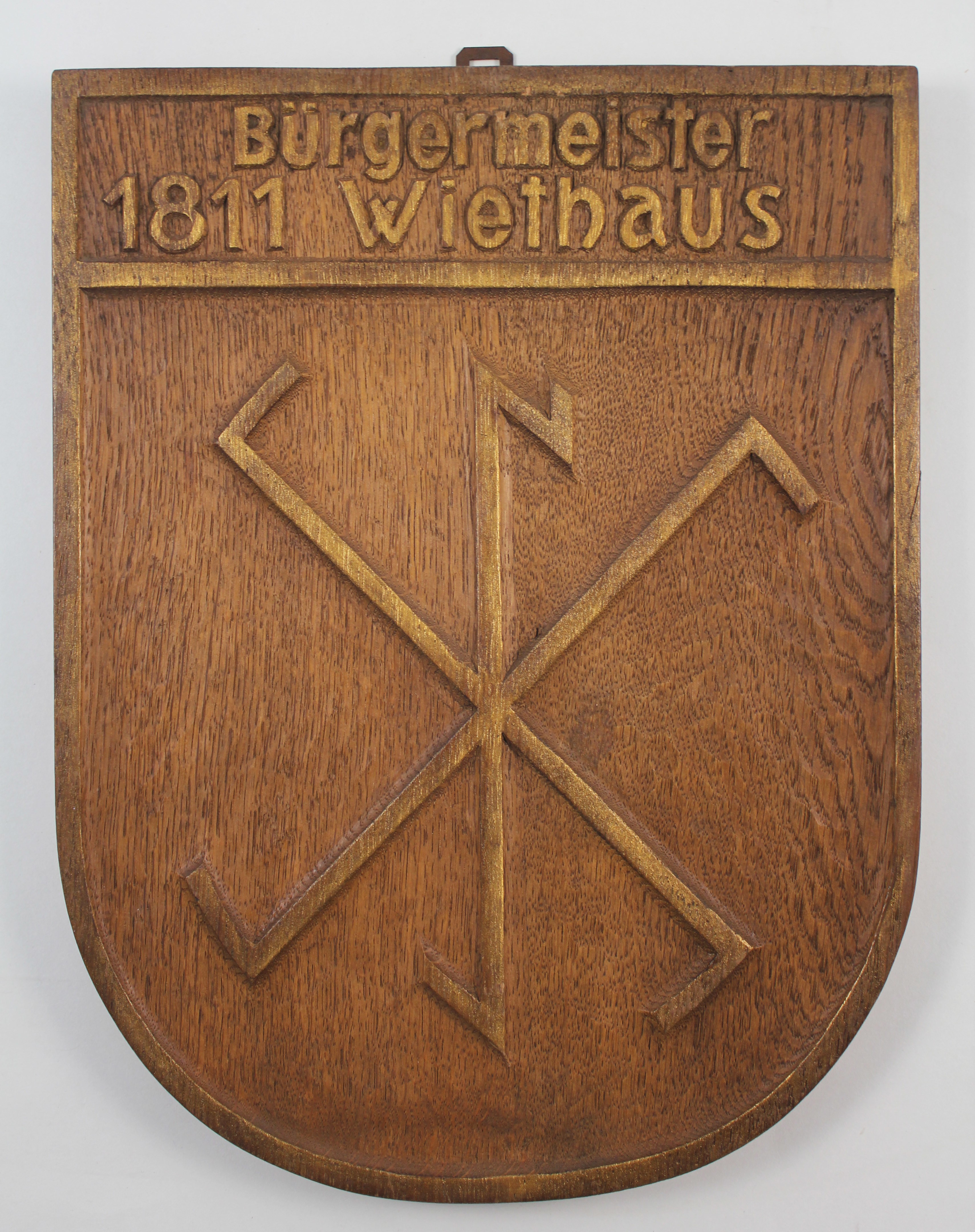 Wappenschild & Hölzernes Wappen mit Hausmarke, Bürgermeister Wiethaus 1811 (Hellweg-Museum Unna CC BY-NC-SA)